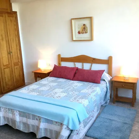 With One Bedroom In Puerto De La Cruz With Wonderful Sea View Enclosed Garden And Wifi Daire